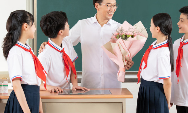 我的学校三年级作文